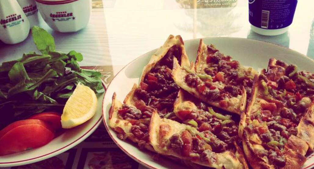 Ozgenler Kebap Salonu Semikler Izmir